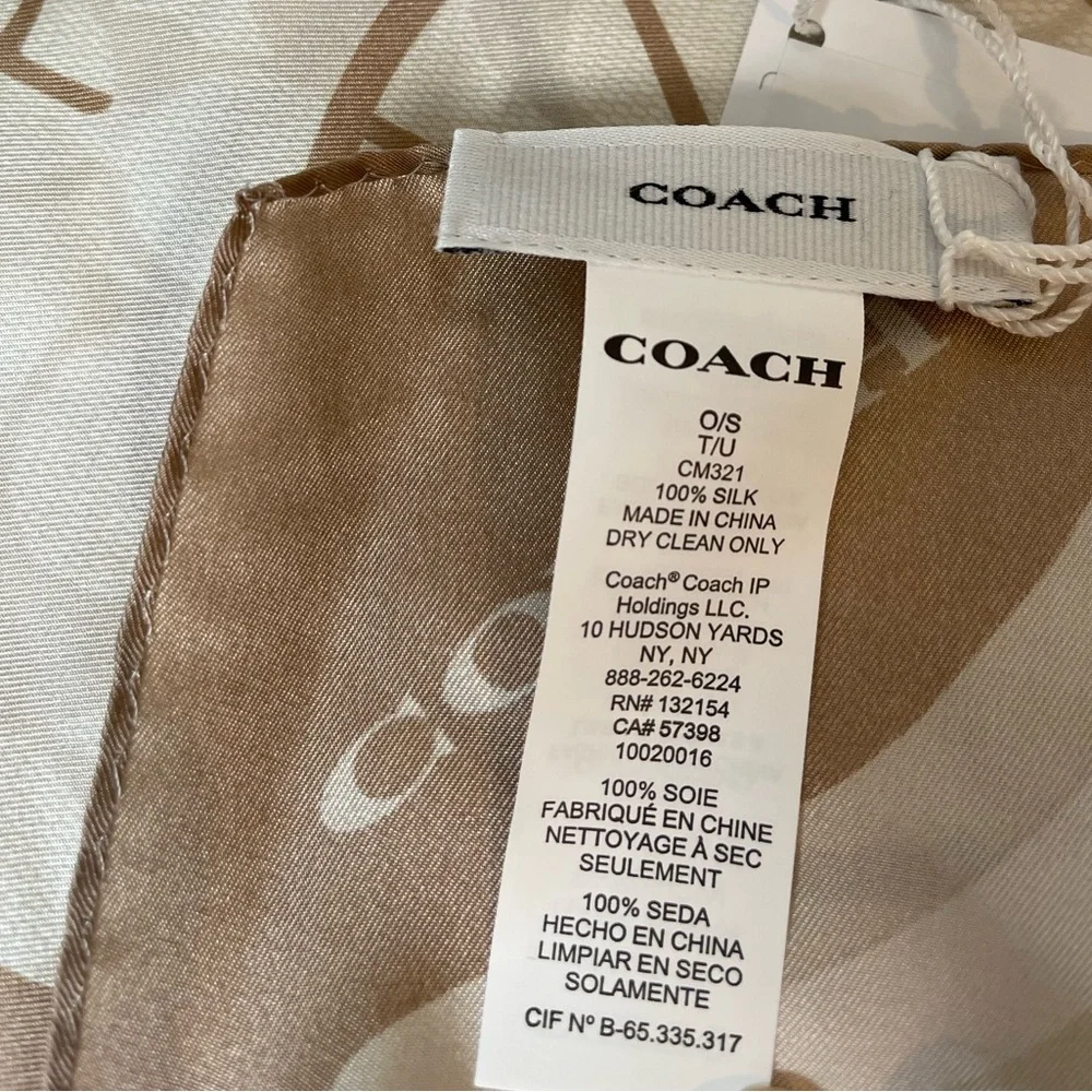 $99 COACH Sage Signatures Horse And Carriage Silk Square Scarf - Picture 7 of 7